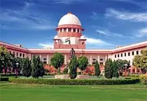 सिटिजन चार्टर लागू करने संबंधी याचिका पर सुनवाई से इन्कार
