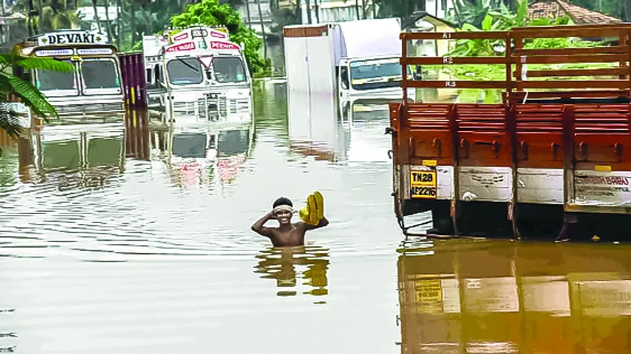केरल को सहयोग की जरुरत है न कि राजनीतिक बखेड़े की