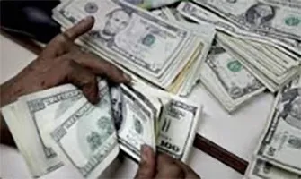 विदेशी मुद्रा भंडार में एक अरब डॉलर से अधिक की गिरावट