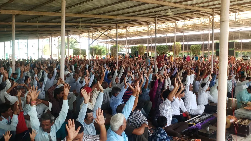 गुरूजी के प्रति पूरी श्रृद्धा एवं एकजुटता में रहेंगी साध-संगत
