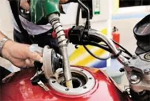 पेट्रोल, डीजल की कीमतों में नहीं मिली राहत