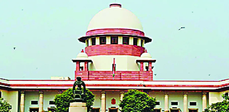 कानूनी उत्पीड़त के विरोध में सवर्ण