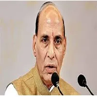 युवक पर सख्त कार्रवाई करे पुलिस : राजनाथ