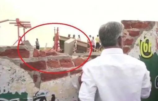 विमान उड़ान भरते समय आईएलएस से टकराया, 136 यात्री बाल-बाल बचे