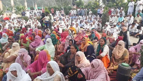 रोहतक की 26 ग्राम पंचायतें उतरी समर्थन में