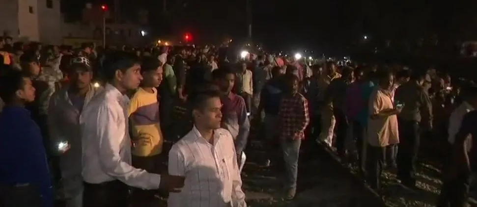 पंजाब में बड़ा ट्रेन हादसा: 10 सेकंड में बिछ गई लाशें