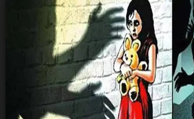 शर्मसार: मंदिर में मासूम बच्ची से दुष्कर्म, आरोपी साधू गिरफ्तार
