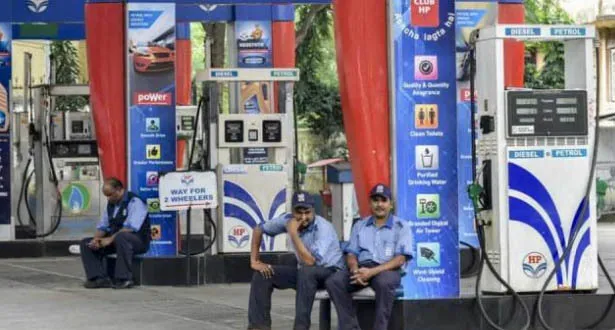 Windfall Tax Hike: डीजल और एटीएफ निर्यात महंगा, केंद्र ने बढ़ाया ये टैक्स