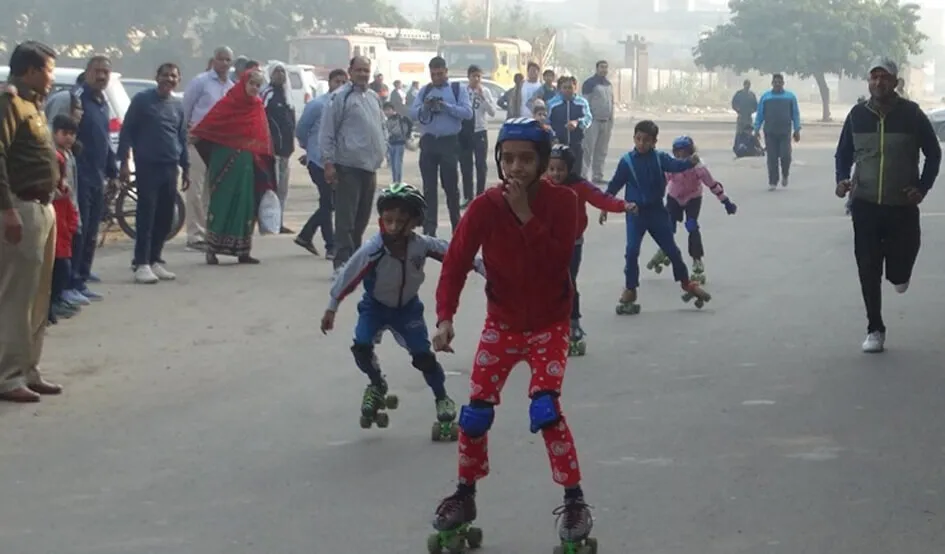 छोटे बच्चों ने स्केटिंग में दिखाई प्रतिभा