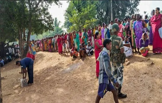 छत्तीसगढ़: पहले चरण की 18 सीटों पर तीन बजे तक 65 प्रतिशत मतदान