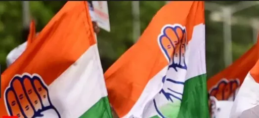 हिन्दुत्व के मुद्दे पर कांग्रेस भी नहीं हो पा रही अलग