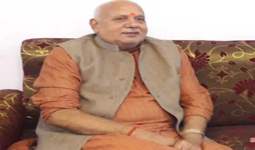 उप्र में दस हजार किसानों को सोलर पम्प खरीदने पर दिया जायेगा अनुदान : शाही