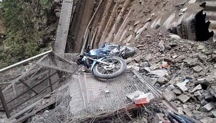 उत्तराखंड में पुल ढहने से दो की मौत, दो घायल