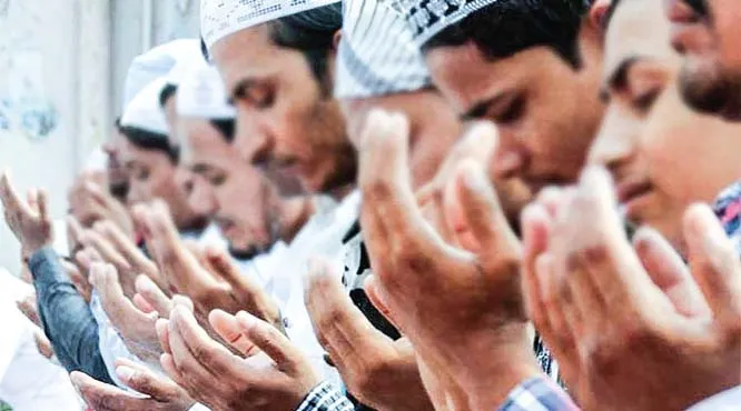 इबादत के नाम पर न बिगड़े सौहार्द्र