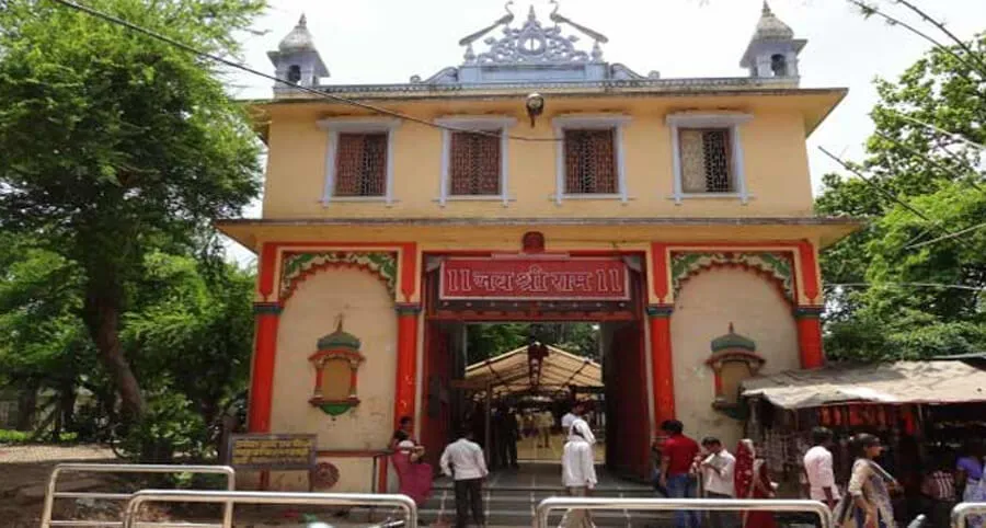 वाराणसी के संकट मोचन मंदिर को उड़ाने की धमकी