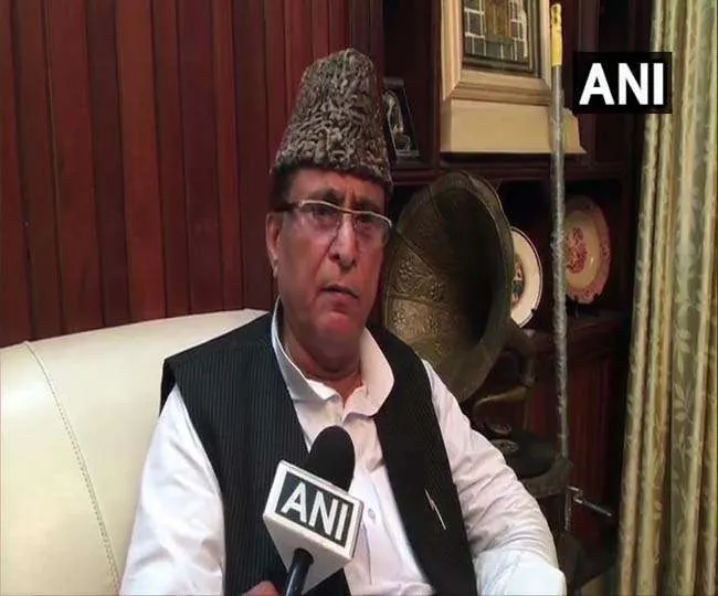 Lok Sabha Election 2019: भाजपा प्रत्याशी जया प्रदा पर अभद्र टिप्पणी कर फंसे आजम, मामले में FIR दर्ज