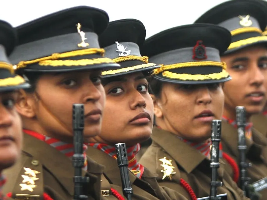सेना में महिलाओं की भर्ती के लिए ऑनलाइन रजिस्ट्रेशन होगा, रक्षा मंत्रालय ने दी मंजूरी