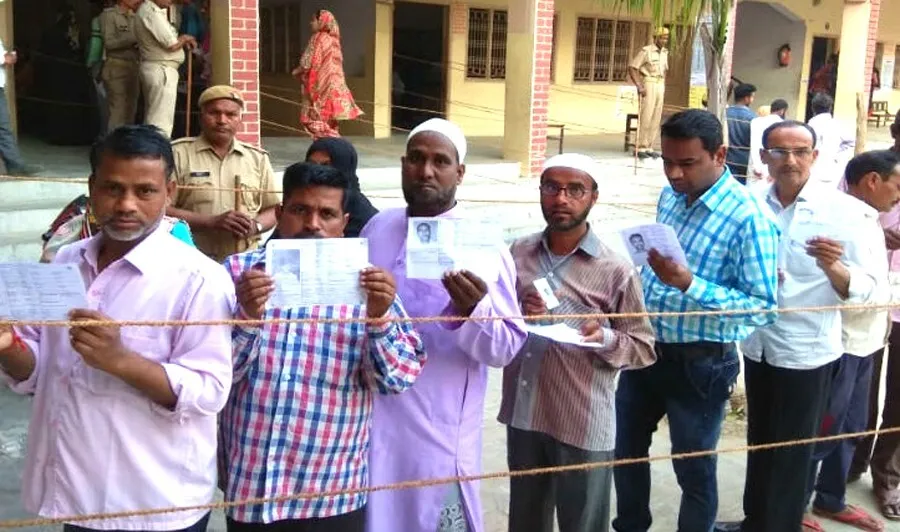 लोकसभा चुनाव: पहले चरण की वोटिंग जारी, 11 बजे तक उत्तरप्रदेश की 8 सीटों पर 25% मतदान