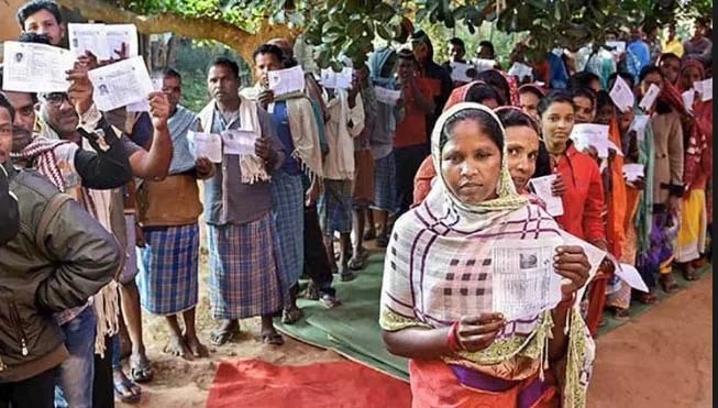 चौथा चरण : सुबह 10 बजे तक करीब 17 फीसदी मतदान