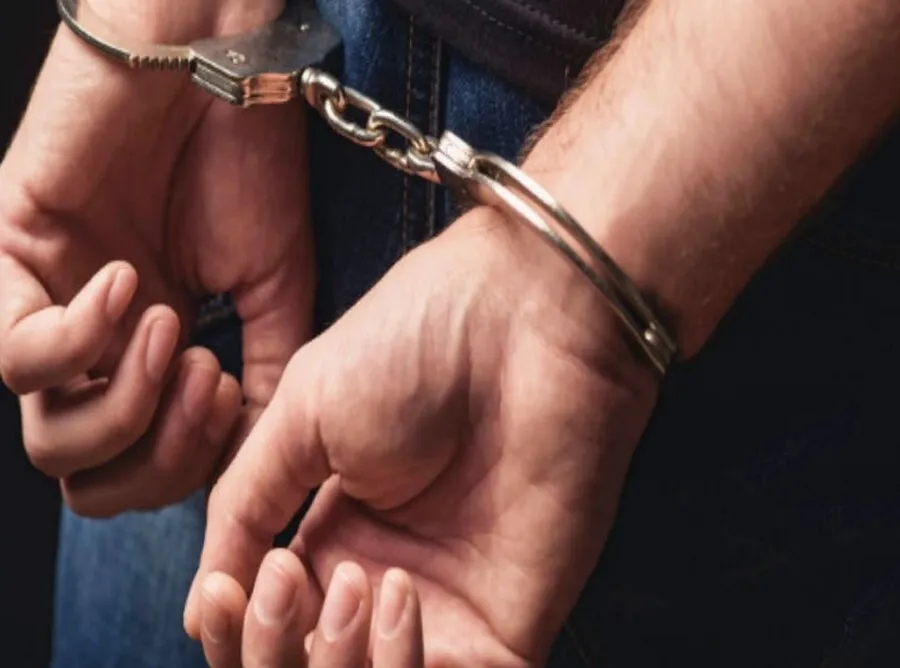 सिंगापुर: भारतीय मूल के युवक को पटाखा जलाने पर 3 हफ्ते की जेल, 2 लाख जुर्माना लगा