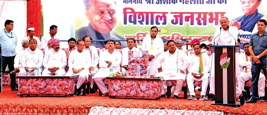 नोटबंदी व जीएसटी से देश को हुआ नुक्सान: अशोक गहलोत