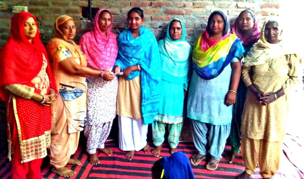 राज्य में 11वां स्थान हासिल करने वाली रमनदीप कौर इन्सां सम्मानित