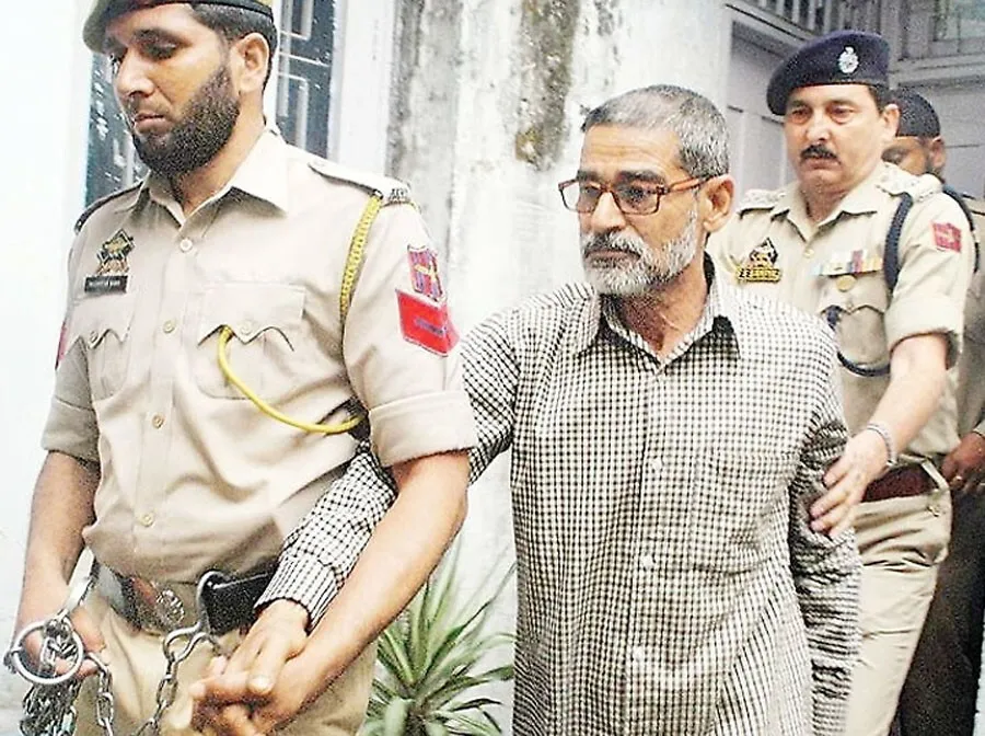 कठुआ केस: सामूहिक दुष्कर्म के बाद बच्ची की हत्या: गांव प्रधान समेत 6 दोषी, आज ही सुनाई जाएगी सजा