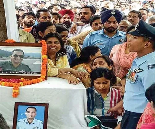 शहीद लेफ्टिनेंट मोहित गर्ग को अंतिम विदाई दी