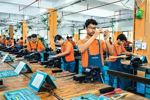 21वीं सदी की चुनौती युवाओं का कौशल विकास