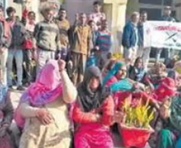 ‘दो माह से नहीं मिला वेतन’