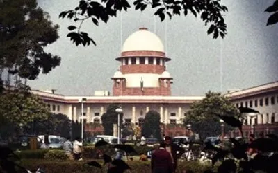 सुप्रीम कोर्ट ने वृहद पीठ का किया गठन