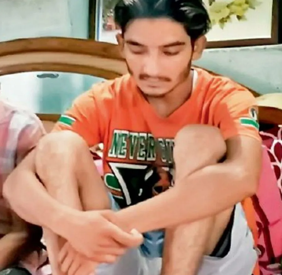 पंजाब: नशा छुड़ाने के लिए परिवार ने बेटे को जंजीर से बांधा, ड्रग्स खरीदने घर का सामान बेच रहा था