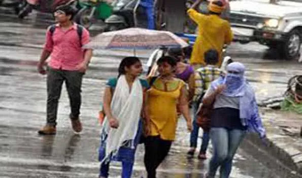 लखनऊ समेत राज्य में अनेक स्थानों पर भारी बारिश