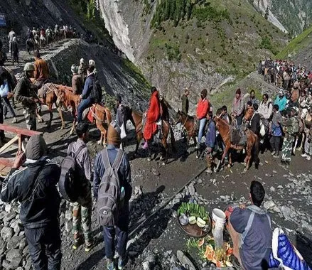अमरनाथ यात्रा पर ब्रेक