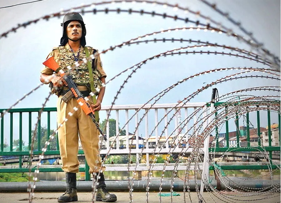 डीबी ओरिजिनल: कश्मीर में 12 अक्टूबर को इन्वेस्टर्स समिट