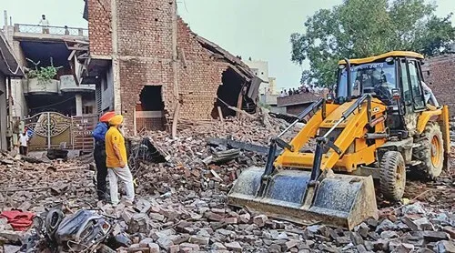 नागरिकों की सुरक्षा पर ध्यान दें सरकारें