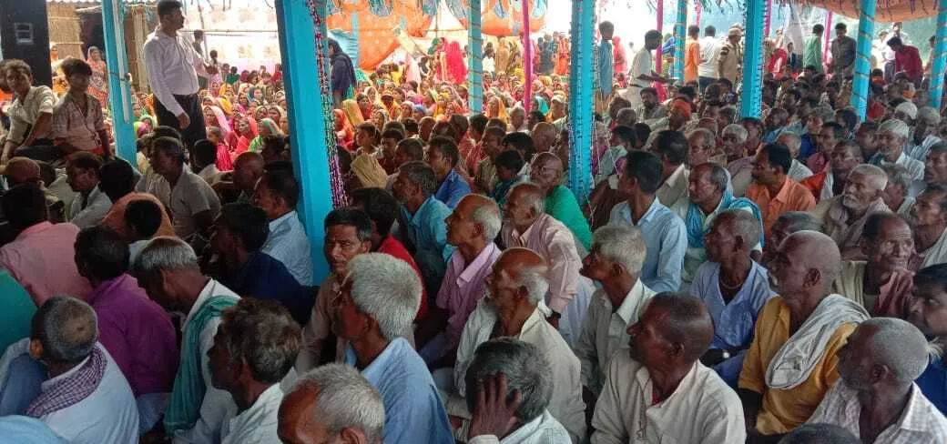 नहीं देखी होगी ऐसी अटूट श्रद्धा