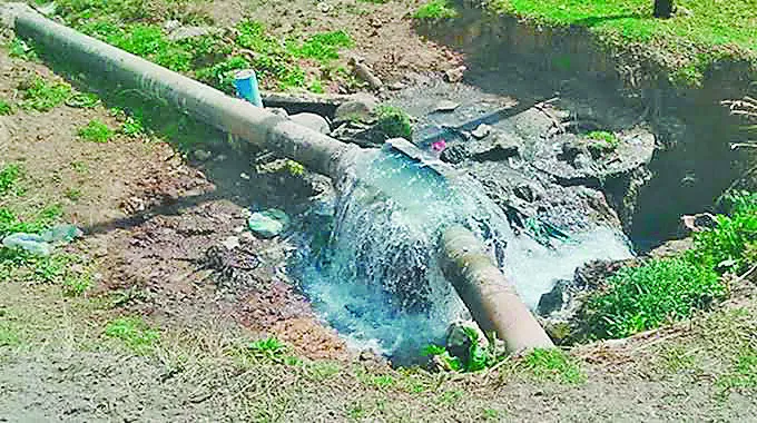 संगरूर : पीने वाले पानी की जगह सप्लाई हो रहा दूषित पानी, बीमारी फैलने का डर