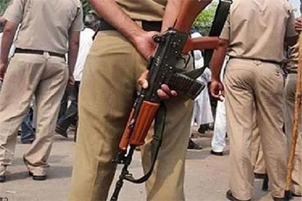 कौशाम्बी पुलिस मुठभेड़ में 20 हजार का इनामी बदमाश गिरफ्तार