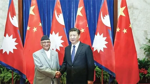 भारत का विकल्प बनने की फिराक में चीन