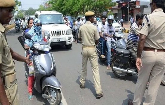 ग्रैप का उल्लंघन करने पर 25 व्यक्तियों के किए गए चालान