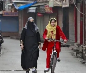 स्वार्थ से ऊपर उठकर देखा जाए जम्मू-कश्मीर के लोगों का भविष्य