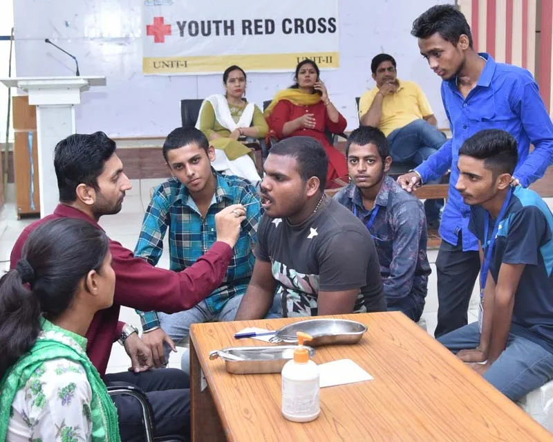 जंगक फूड की वजह से बढ़ रही बीमारियां