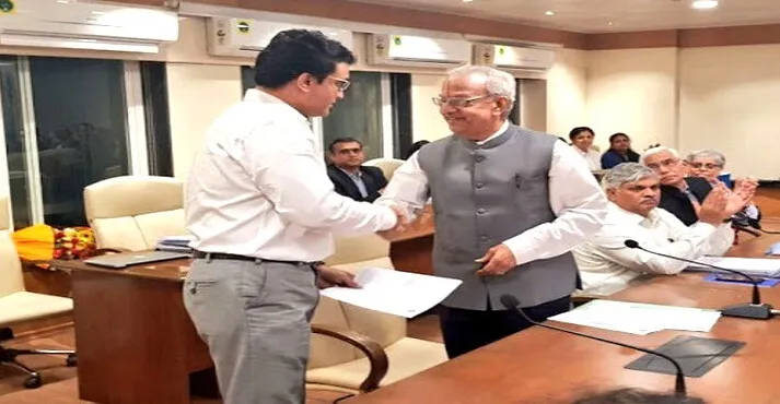 मुंबई / सौरव गांगुली ने बीसीसीआई अध्यक्ष का पद संभाला, सीओए के पूर्व प्रमुख विनोद राय बोले- संतुष्ट हूं