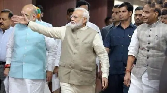 प्रधानमंत्री की मौजूदगी में हुई कैबिनेट बैठक