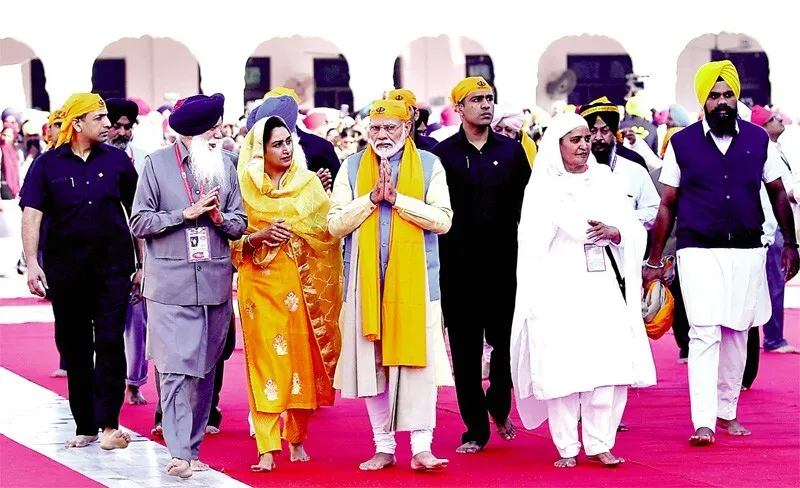 करतारपुर कॉरीडोर खुला, पहला जत्था हुआ रवाना, पीएम मोदी ने कहा-गुरु नानक देव जी हमारे प्रेरणा पुंज हैं