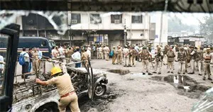 कानून और व्यवस्था का टकराव: तूं कौन, मैं ख्वामख्वाह?