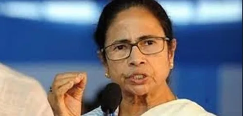 व्हाट्सएप के जरिये लोगों की निजता पर हमला गंभीर मामला : ममता