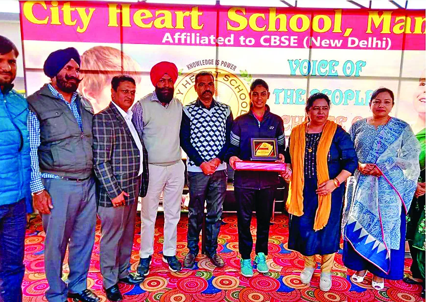 उपलब्धि। पंजाब चैंपियन खिलाड़ी स्वरित कौर सम्मानित