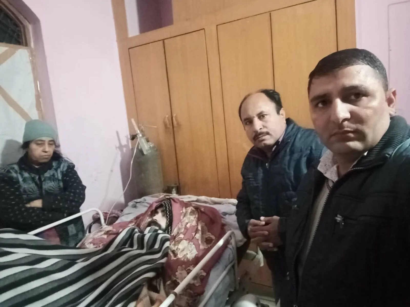 बीमार मोहित का सहारा बने डेरा सच्चा सौदा के सेवादार